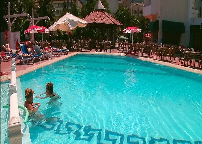 Ξενοδοχείο (adults Only) İcmeler