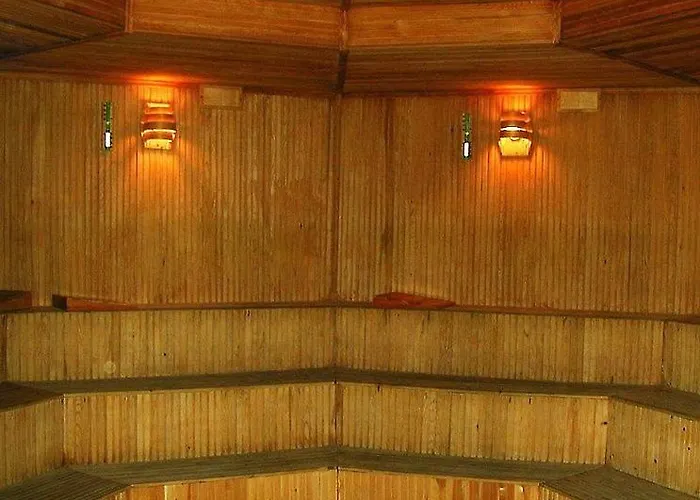 Hotel (adults Only)