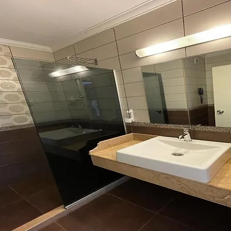 (adults Only) 4* إتْشميلير