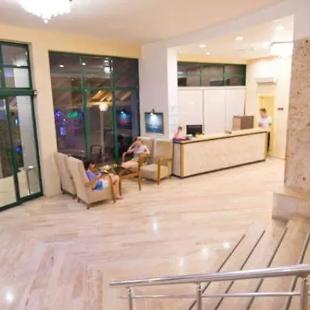 فندق (adults Only)