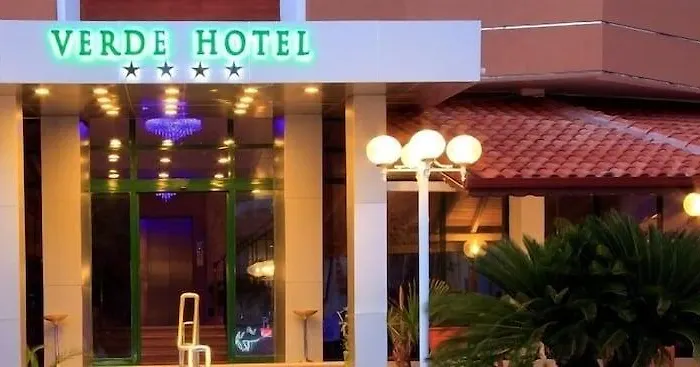 ホテル (adults Only) 4*