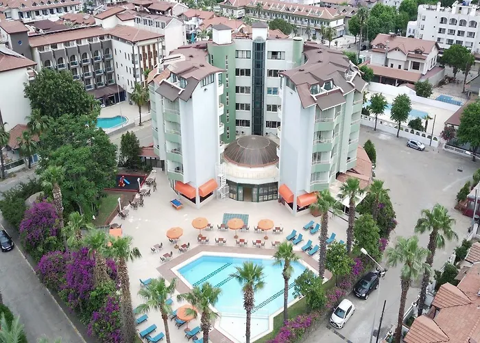 ホテル (adults Only) 4*